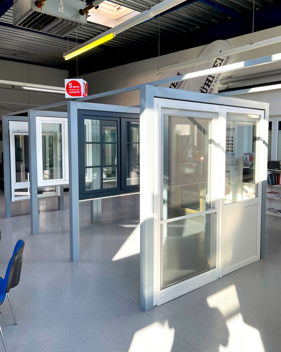 Bildquelle: Die Ausstellung von Kühnen Fenster + Haustüren in Sonthofen